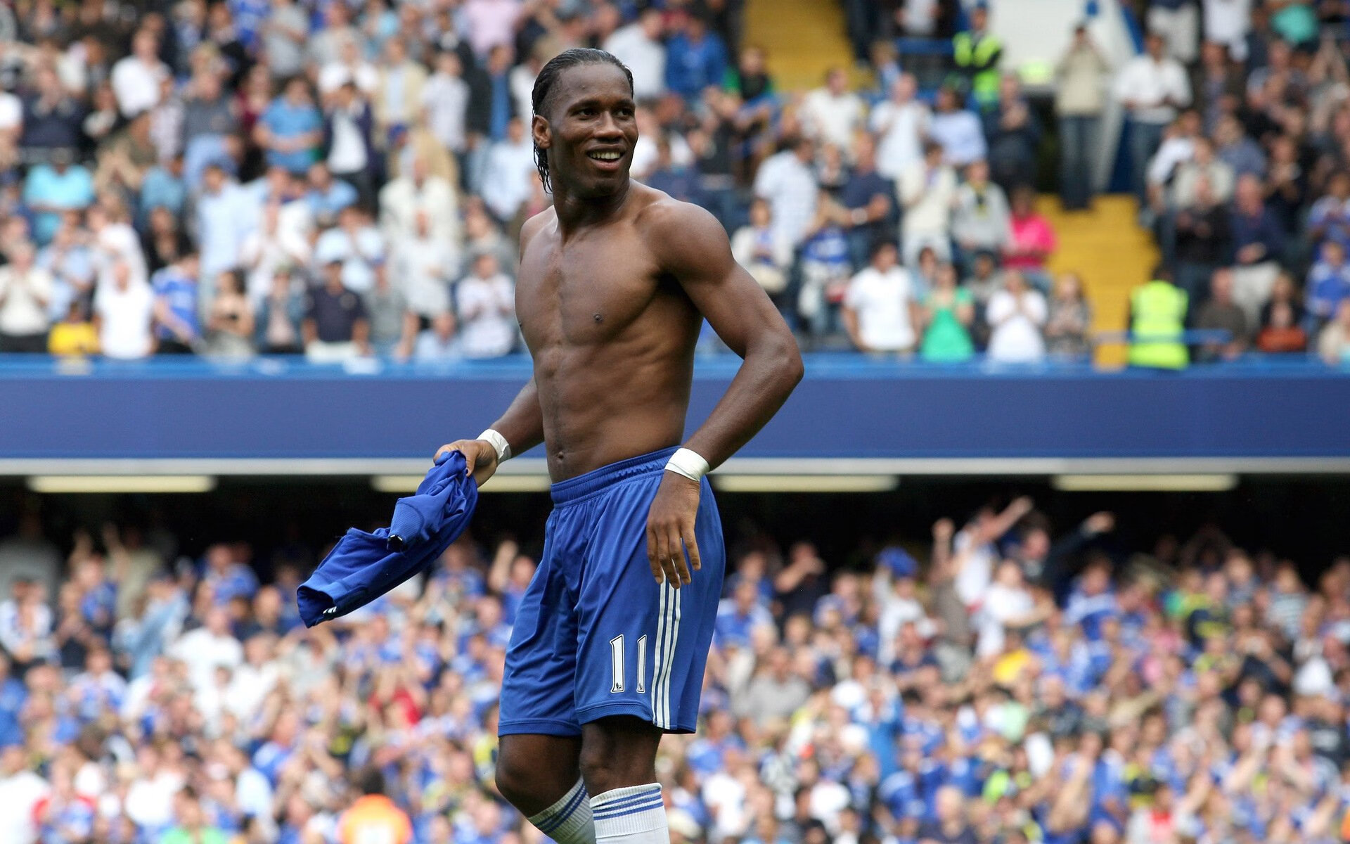 “萨尔·巴赫在南非队的角色转变：从替补到主力”